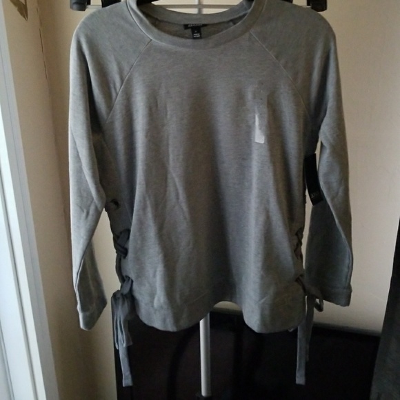 Sweater/Sweatshirt with tie sides NEW - Picture 1 of 3